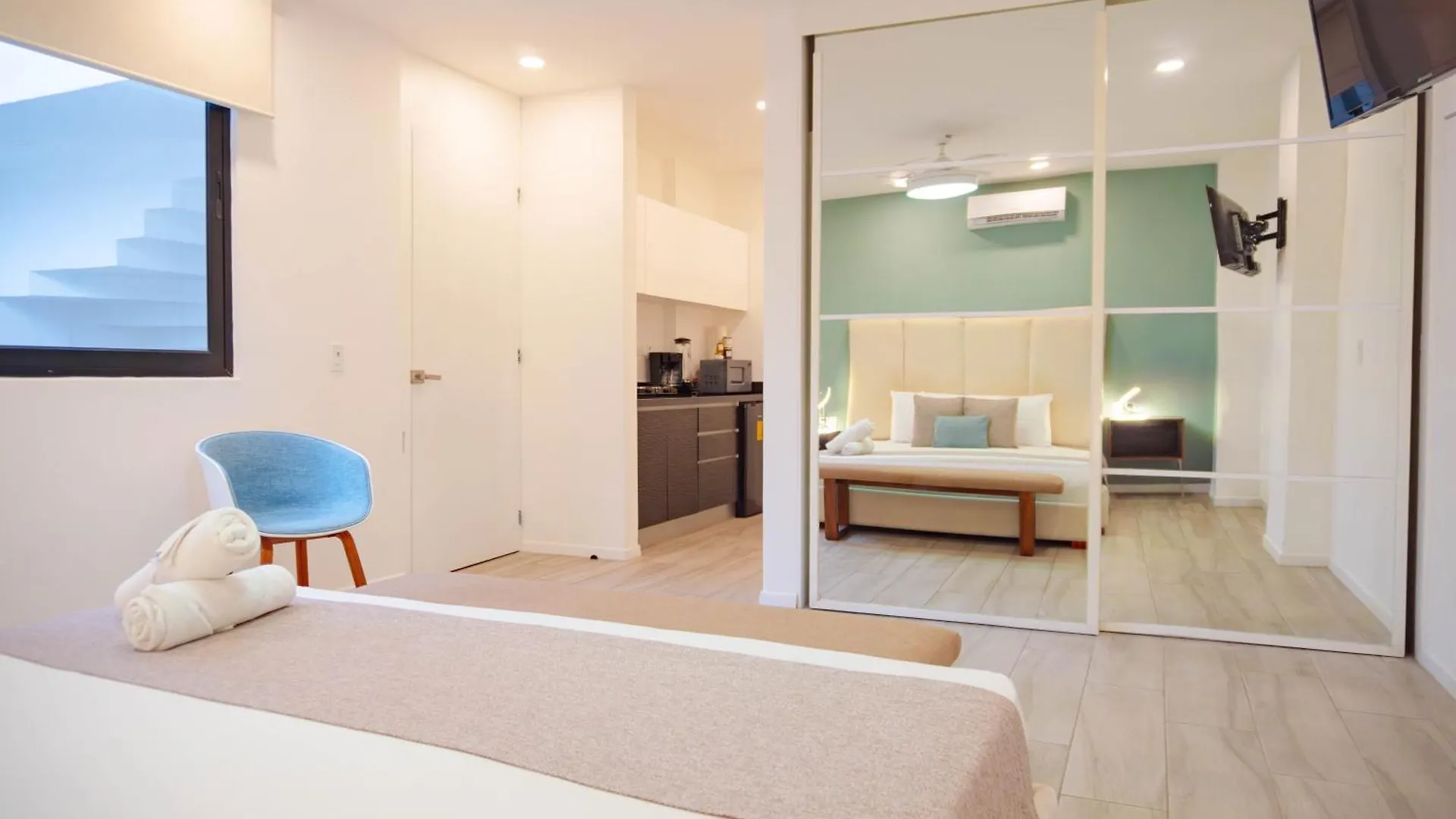Hotel Mare Playa Del Carmen 4*,